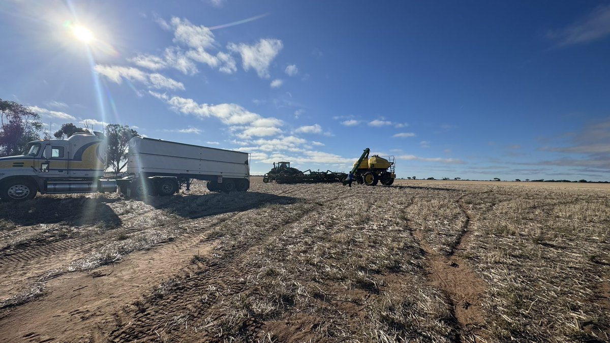 #plant25 opening up a fresh paddock. #lentils