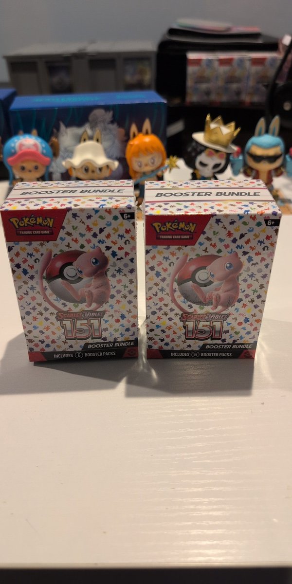 SlinkyDLaw's tweet photo. @PokemonDealsTCG And they're here! https://t.co/FaRedmkWbJ