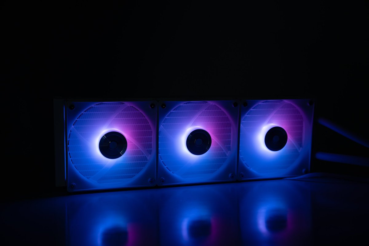 Ocypus's tweet photo. Shine like a diamond 💎 

#Ocypus #OcypusDeltaV2AIO https://t.co/Ux9EO9Nuhf