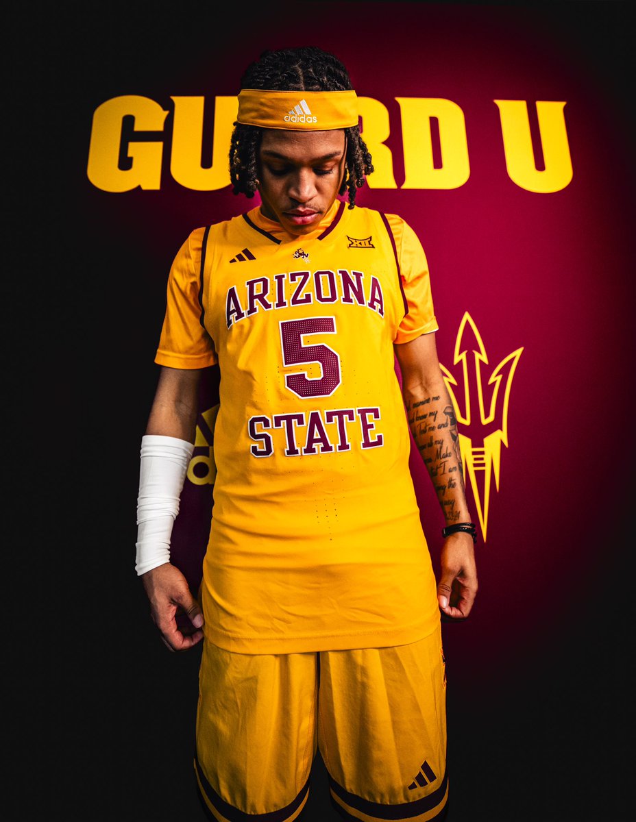 Adante’ Holiman tweet media