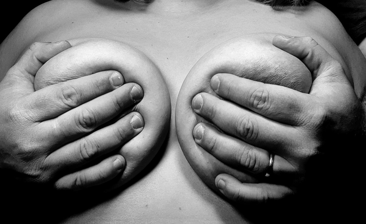 MaskedD3sires's tweet photo. Curious to explore an anonymous, plus-size couple — real, bold &amp; without limits? 🍑🔥
Our OnlyFans launches on 05/15!
First 15 subscribers before the date get a personalized surprise 🎁💋
Our DMs are open for special requests…
#onlyfans #OF #NSFW 

https://t.co/FTcmMLnru4 https://t.co/8sfuZS4Aof