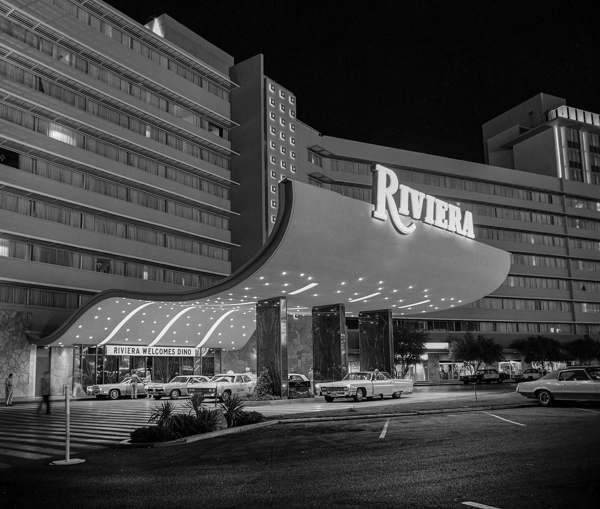 The Riviera opened 70 years ago in April 1955, and closed ten years ago. Timeline: vlv.works/Riviera Photo by Las Vegas News Bureau, LVCVA Archive.