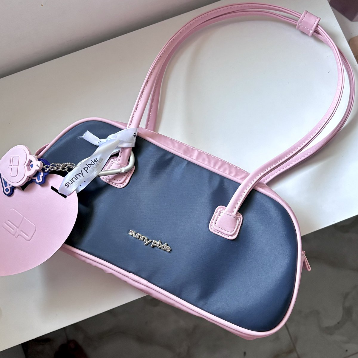 ♡ TAVI x SUNNY PIXIE ♡

kapan lagi beli produk lokal bonusnya baguette bag dari brand lokal juga😭💗

lopp <a href="/worldoftavi1/">World Of Tavi</a>