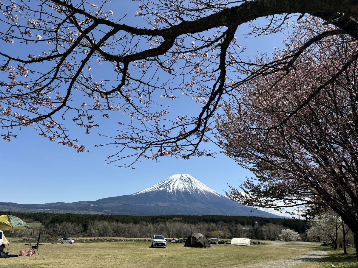 撤収します。
今日は富士山見れませんでしたが、最高な2日間ありがとうございました♪
#ふもとっぱら
