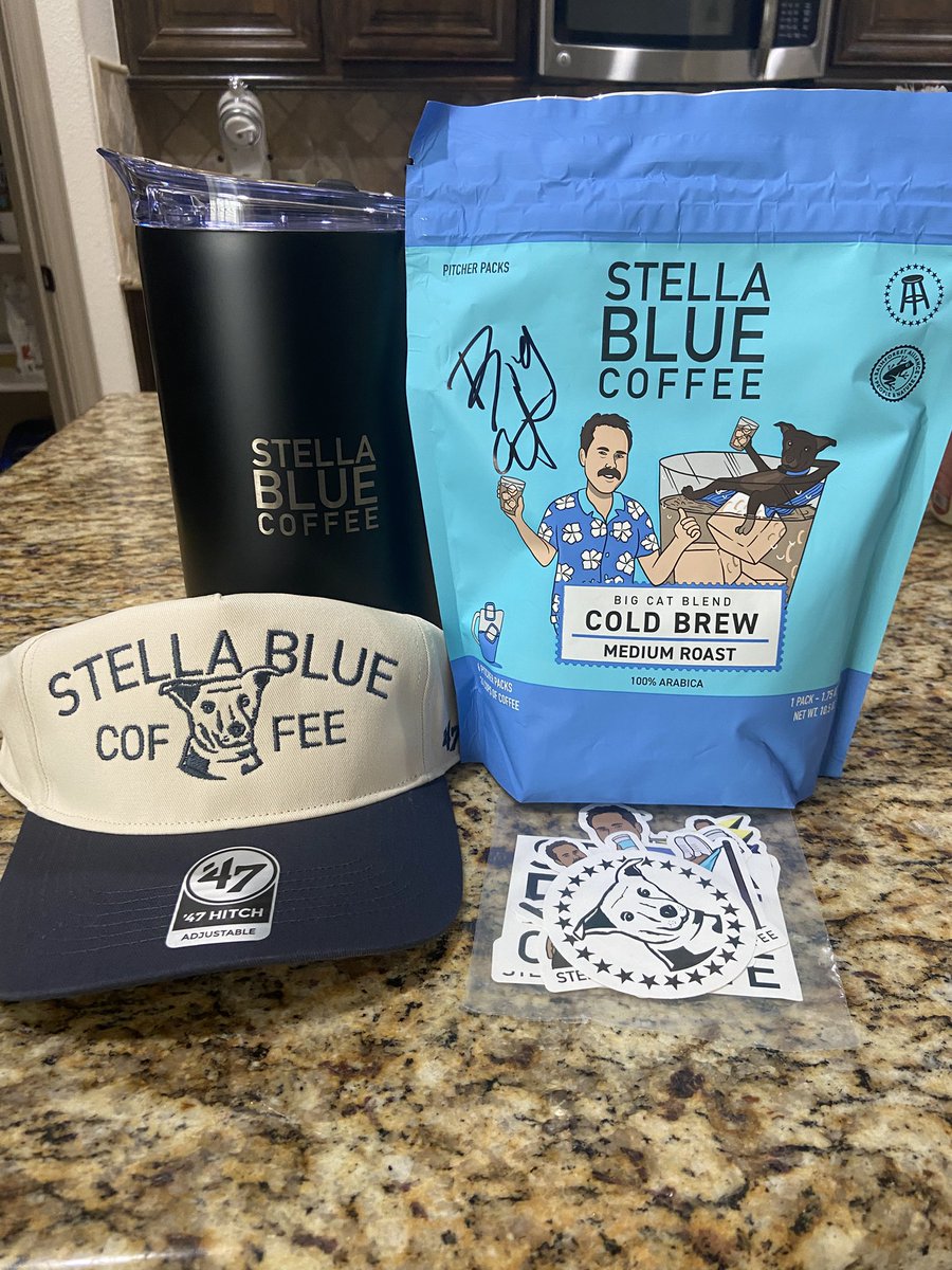 Aaron Becker tweet media