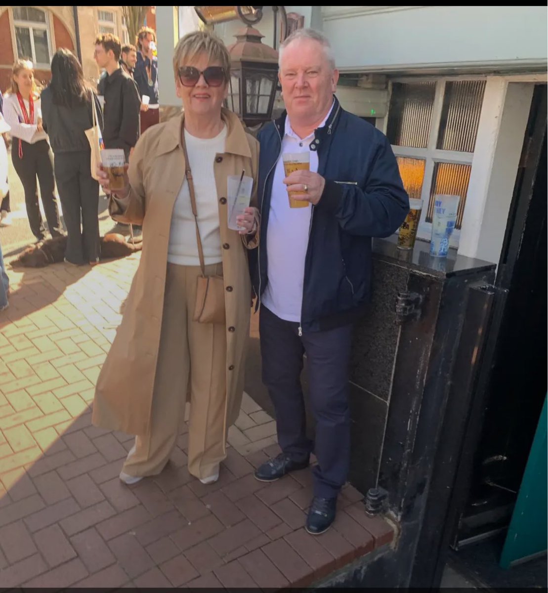 Love the match don’t they 😅 another 3 points gained one hand in that trophy 🏆 👌🏼❤️