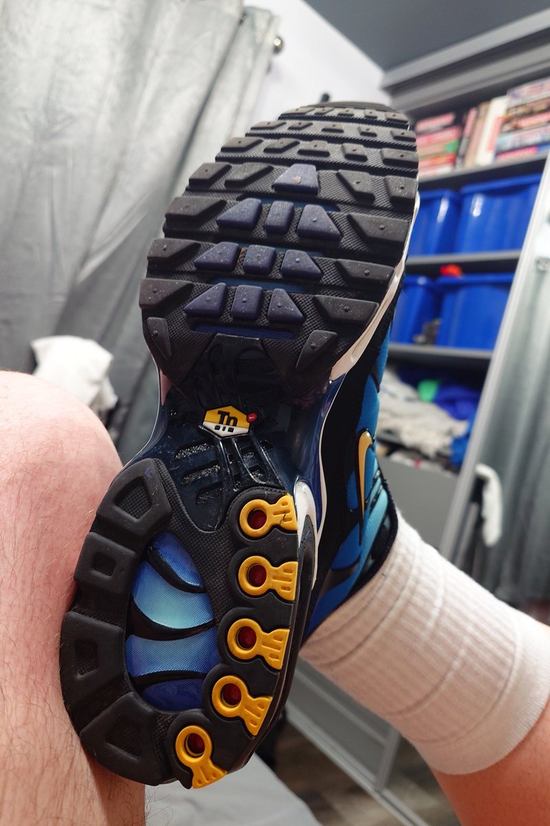 CurwenSimon's tweet image. #EasterWeekend #hyperblue #nike #tn