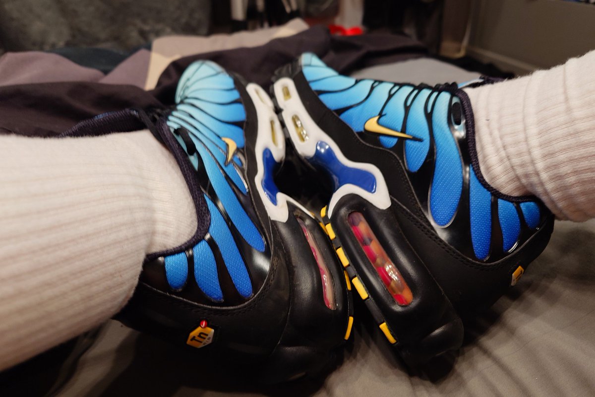 CurwenSimon's tweet image. #EasterWeekend #hyperblue #nike #tn