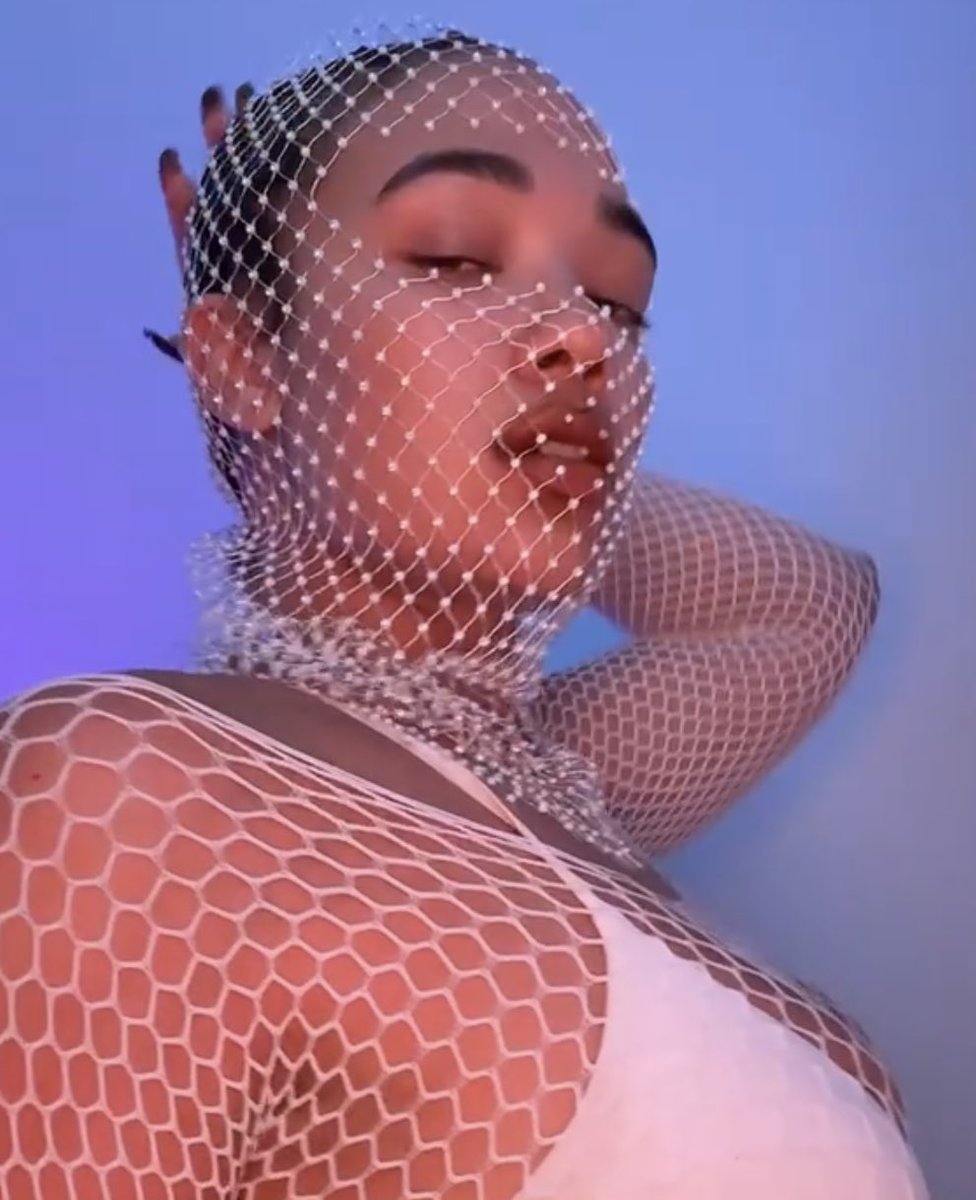bairithesiren's tweet photo. texas 
next monday 🗿
pre-save https://t.co/yVbqo94VXg https://t.co/pFIJqenQ4n