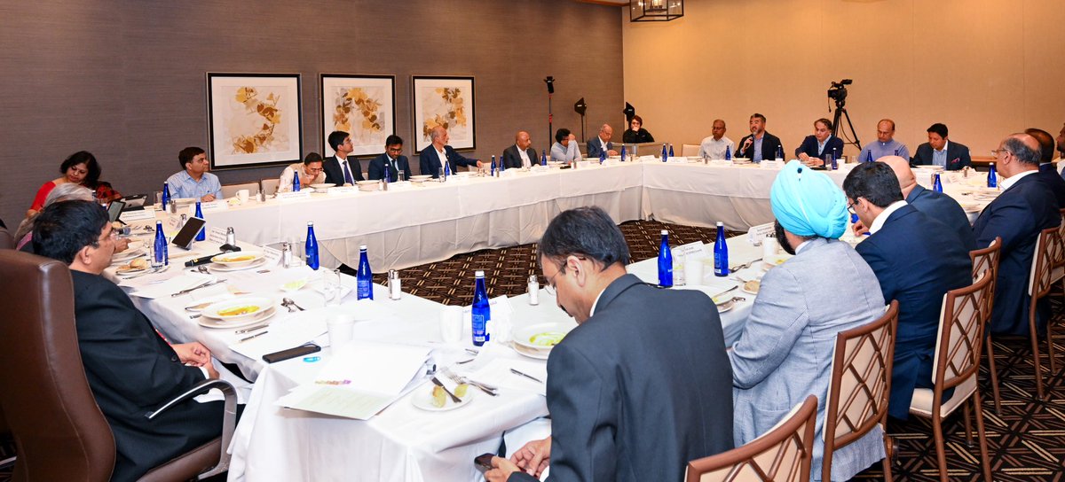 Ministry of Finance (@finminindia) on Twitter photo Union Minister for Finance and Corporate Affairs Smt. <a href="/nsitharaman/">Nirmala Sitharaman</a> attended a Luncheon Roundtable with various pension fund managers and other institutional investors in presence of Shri Ajay Seth, Finance Secretary <a href="/FinMinIndia/">Ministry of Finance</a> and Shri <a href="/AmbVMKwatra/">Amb Vinay Mohan Kwatra</a>, Ambassador of India to the Union Minister for Finance and Corporate Affairs Smt. <a href="/nsitharaman/">Nirmala Sitharaman</a> attended a Luncheon Roundtable with various pension fund managers and other institutional investors in presence of Shri Ajay Seth, Finance Secretary <a href="/FinMinIndia/">Ministry of Finance</a> and Shri <a href="/AmbVMKwatra/">Amb Vinay Mohan Kwatra</a>, Ambassador of India to the