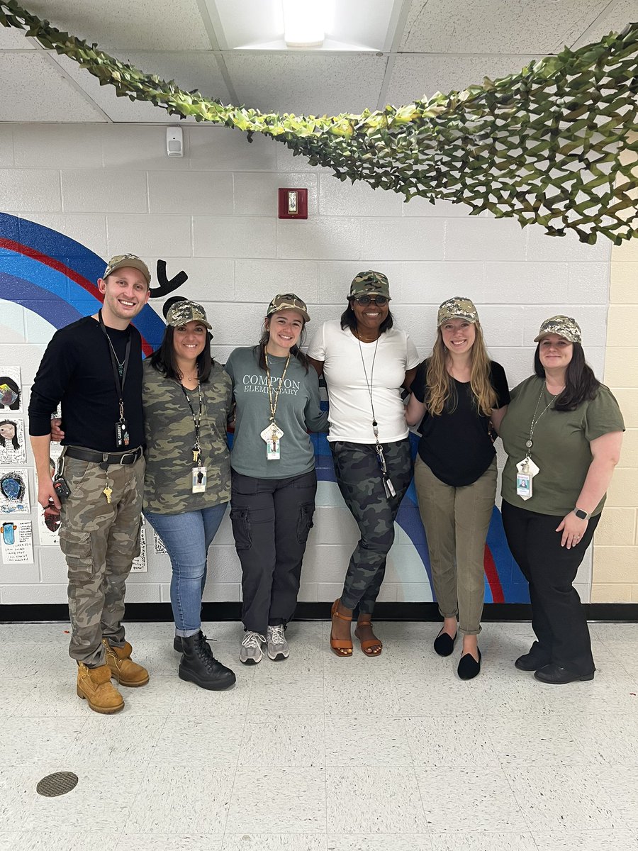 Compton 5th Grade tweet media