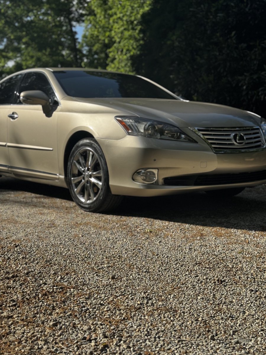 lI504lI's tweet image. #LexusES