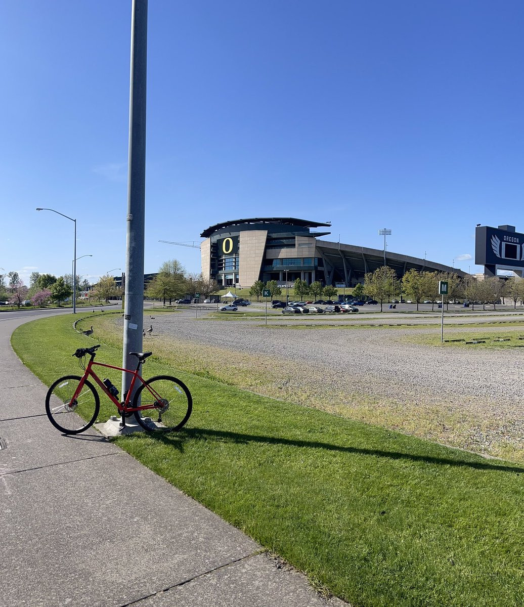 latinahippieb's tweet image. 5 days @oregonfootball