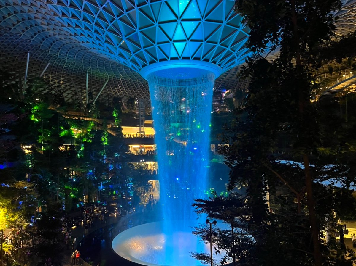 Transluce (@transluceai) on Twitter photo We're flying to Singapore for #ICLR2025! ✈️
Want to chat with <a href="/ChowdhuryNeil/">Neil Chowdhury</a>, <a href="/JacobSteinhardt/">Jacob Steinhardt</a> and <a href="/cogconfluence/">Sarah Schwettmann</a> about Transluce? We're also hiring for several roles in research & product.
Share your contact info on this form and we'll be in touch 👇
forms.gle/4EHLvYnMfdyrV5… We're flying to Singapore for #ICLR2025! ✈️
Want to chat with <a href="/ChowdhuryNeil/">Neil Chowdhury</a>, <a href="/JacobSteinhardt/">Jacob Steinhardt</a> and <a href="/cogconfluence/">Sarah Schwettmann</a> about Transluce? We're also hiring for several roles in research & product.
Share your contact info on this form and we'll be in touch 👇
forms.gle/4EHLvYnMfdyrV5…