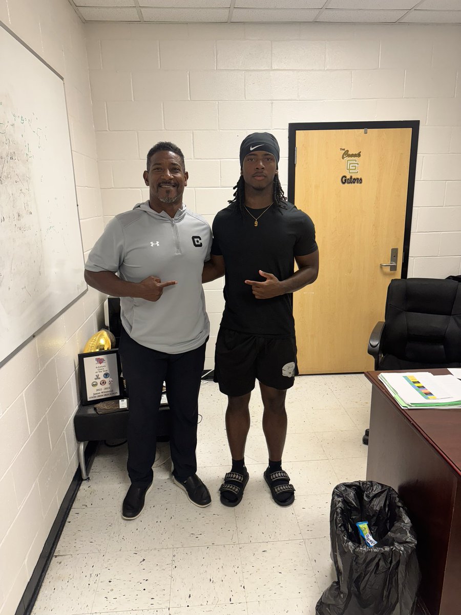 meliq “Liq” mcgowan 🏅 (@meliq9mcgowan) on Twitter photo Appreciate <a href="/CoachRAPinilla/">TweetMasterP</a> & <a href="/CoachGioCitadel/">Giovanni Ricciardi</a> coming to talk to me today! <a href="/CitadelFootball/">The Citadel Football</a> Appreciate <a href="/CoachRAPinilla/">TweetMasterP</a> & <a href="/CoachGioCitadel/">Giovanni Ricciardi</a> coming to talk to me today! <a href="/CitadelFootball/">The Citadel Football</a>