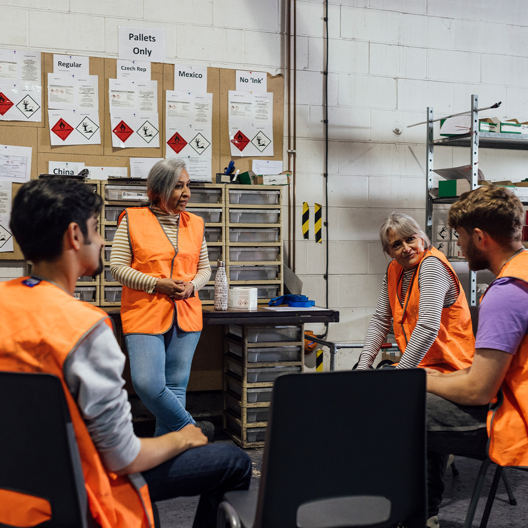 coreyjdbenson's tweet photo. Think of us as a classroom safety monitor but for your business — neon vest and all. https://t.co/lzd6NwQcQX offers a bonanza of resources, from security action plans and OSHA training materials to tips for treating workplace accidents, whether you run a restaurant, run... https://t.co/7UfL1dVMG2