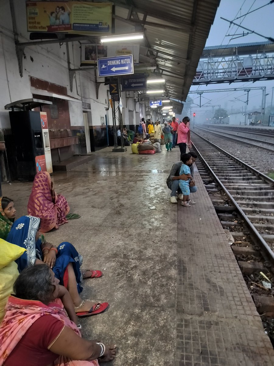 "Patna Sahib railway station's platform and waiting area are in a terrible state—dirty, poorly maintained, and unhygienic. Passengers deserve better! <a href="/RailMinIndia/">Ministry of Railways</a> <a href="/drmdnr/">DRM Danapur</a> <a href="/AshwiniVaishnaw/">Ashwini Vaishnaw</a> <a href="/IRCTCofficial/">IRCTC</a> #CleanRailways