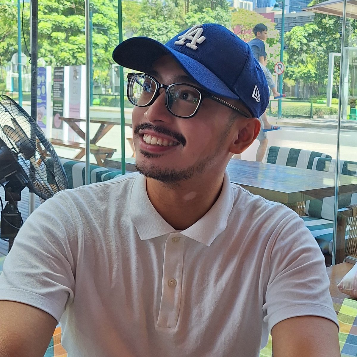 pspontigon's tweet photo. #NewProfilePic https://t.co/wExnhGiDzH