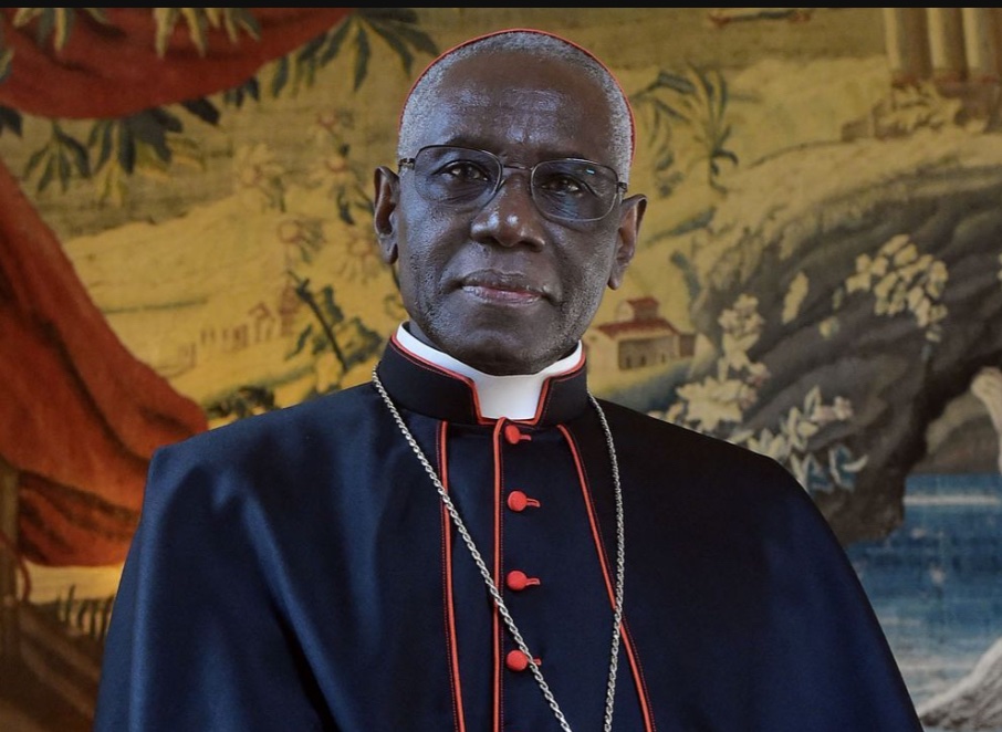 prayandfast2's tweet photo. "I will encourage that the liturgy becomes more and more sacred, more and more holy, more and more silent...we encounter God in silence, in adoration."
- Cardinal Robert Sarah https://t.co/K6e70S3Wqb