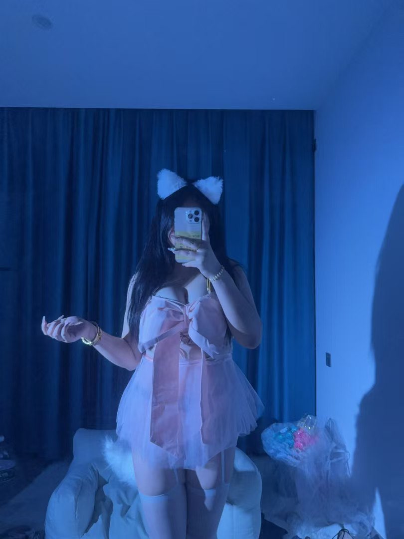 芝士莓莓 tweet media