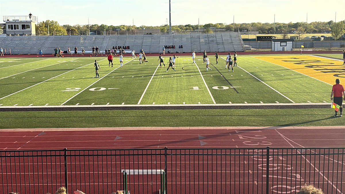 Eagles and Mavericks to #futuretigers?! <a href="/BCCHS_GSoccer/">Bishop Carroll Girls Soccer</a> vs <a href="/LadyMavs_Soccer/">MSHSLadyMavsSoccer</a>