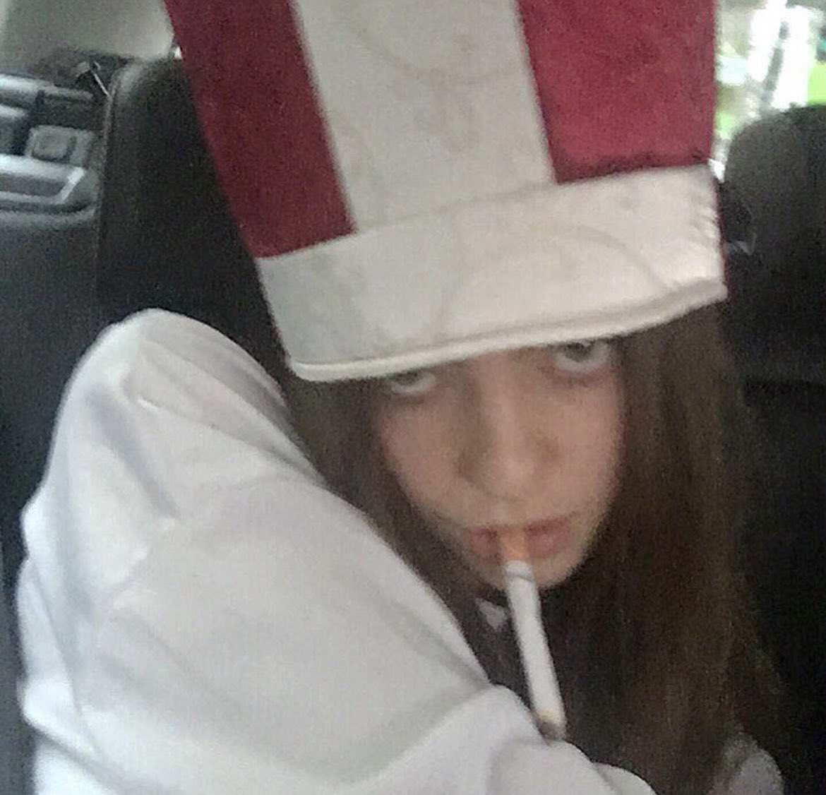 roundteef's tweet image. Me next