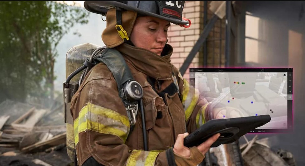 Kevin_Jackson's tweet image. With FLORIAN, firefighters can view drone video feeds and weather maps directly. Priority service means that the system works even when networks are congested.
See more t-mo.co/42RFrMS

#TPPartner @T_Priority