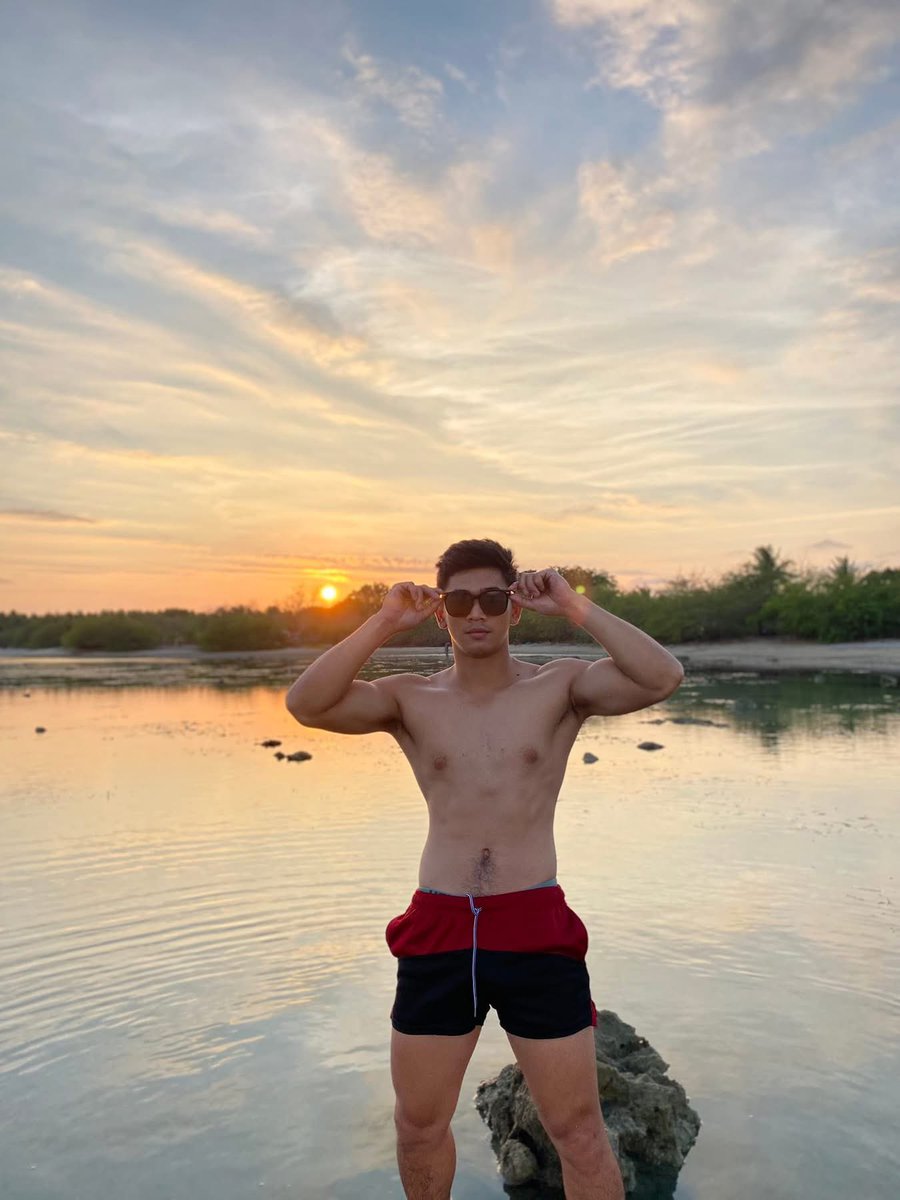 miehollic's tweet photo. 🌥️ https://t.co/HfKDZqZPqc