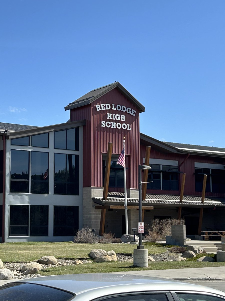 Really appreciate  coach Fitzgerald visiting with me about his players today! <a href="/MonTechFootball/">Montana Tech Football</a>