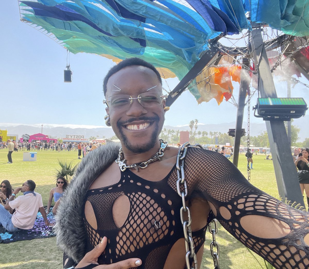 666pixels's tweet image. Coachella 2025!Fucking amazing! 🌵🏜️☀️
#coachella #Coachella2025