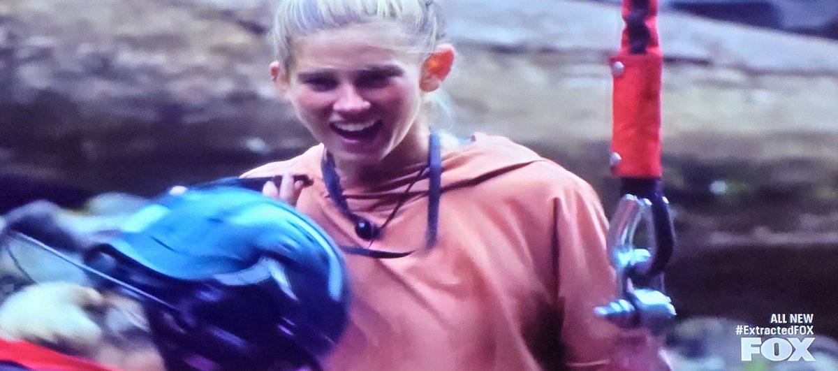 here_for_the_tv's tweet image. Haley locked the fck in and dominated that last survival trial. Congrats to Haley and her cousins. #TeamShark for the win !

#extracted #extractedonfox