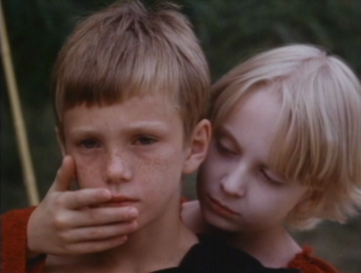 cultfilmoteca's tweet photo. The Annunciation (Angyali üdvözlet) ‧ (1984, Hungria)
dir. András Jeles

1h 35m ‧ Coming-of-age/Drama
[720p]

📎 Drive Legendado:
https://t.co/TunfLCZFrb

(Legendado por mim — @cultfilmfansub) https://t.co/p2JhkQEjQS