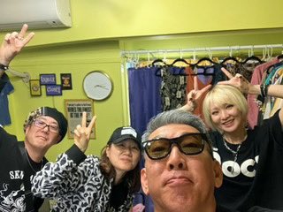 Mi0902Kuu's tweet photo. ⚡️BEAST A ROCK ⚡️
買えて嬉しい♡❤︎
#BEASTAROCK https://t.co/0M92hJ04Qb