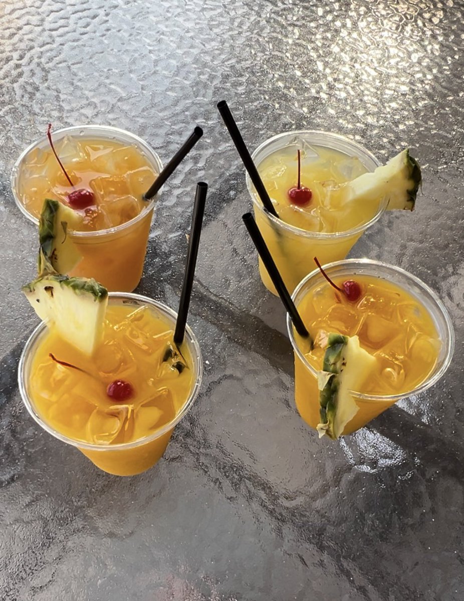 L0uis3B's tweet image. #poolsidedinner #acutevisitor #keyslife
Hyatt Vacation Club…