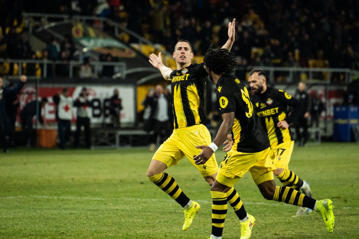 🇪🇺 Conference League qualification fixtures are in! 6 crucial matches await Botev 💪

27/04 at home vs. Beroe 🏟️
03/05 at home vs. Spartak Varna 🏟️
10/05 away vs. CSKA Sofia 🧳
14/05 away vs. Beroe 🧳
17/05 away vs. Spartak Varna 🧳
24/05 at home vs. CSKA Sofia 🏟️

Believe 💛🖤