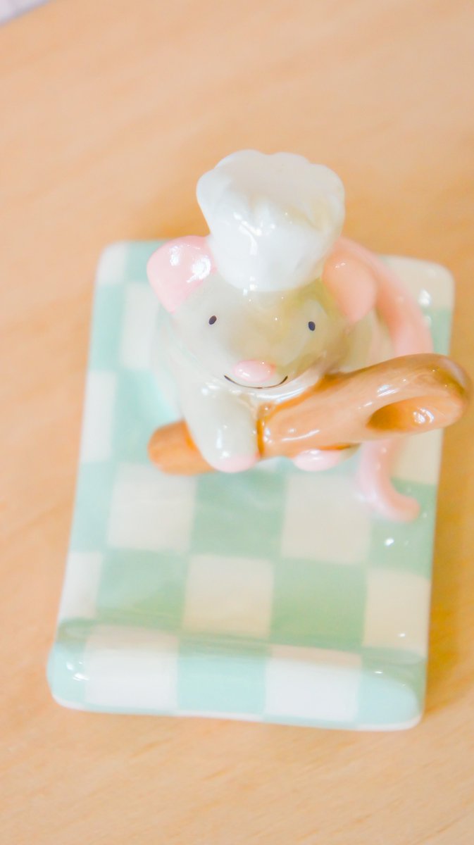 Magikai_Crafts's tweet photo. Chef Mouse Phone Stand 🐭✨ https://t.co/qdPKeCWzjL