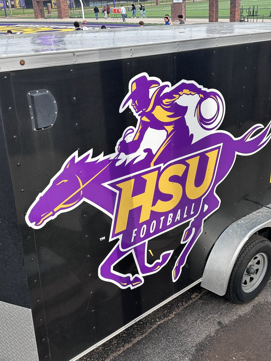 MitchellW_Jr's tweet image. Came to compete, left with lessons and motivation. Great experience at the Hardin-Simmons DB/LB Camp! #LockdownCorner #NextLevelWork

Put in work at the Hardin-Simmons University DB/LB Camp. The grind continues! #Cornerback #CollegeBound