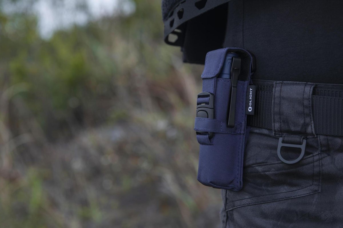 OlightWorld's tweet image. Speaking of duty gear, all 3 Warrior Ultras come with a color matching holster. Great for EDC, and personal tactical loadouts. If Stealth Grey doesn't meet department policy for color, I don't want to know what your uniform regulations say about these beauties! #tactical #loadout