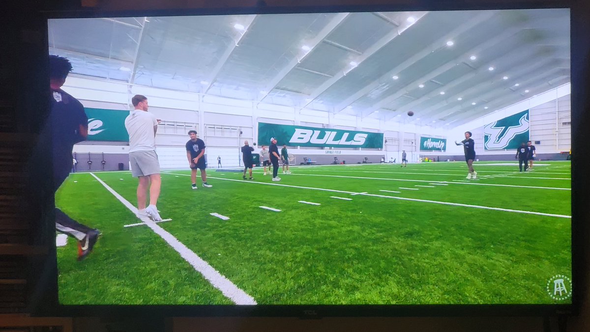 Chris Bennett (CB) tweet media