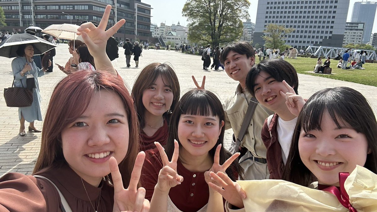 🧱.･ーーーーーーーーーーーーーーーーー･.🧱

【出演報告】
 
私たちLadrilloは、4/19(土)に行われました #25fes に出演いたしました。
見に来てくださった方々、運営スタッフの皆様ありがとうございました！

🧱.･ーーーーーーーーーーーーーーーーー･.🧱