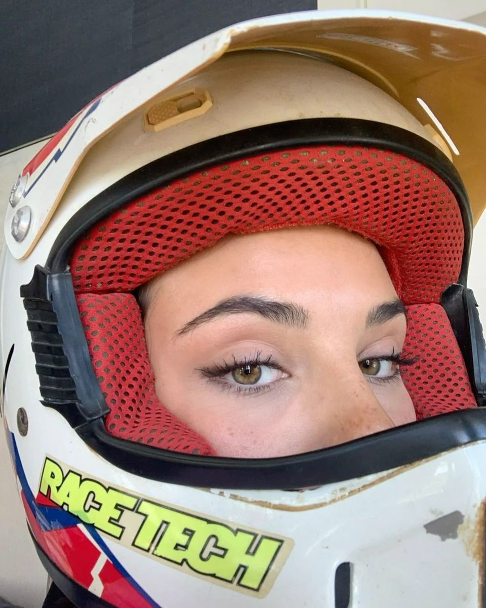 AI MEU DEUS MAIS UMA FIONA CAPACETE