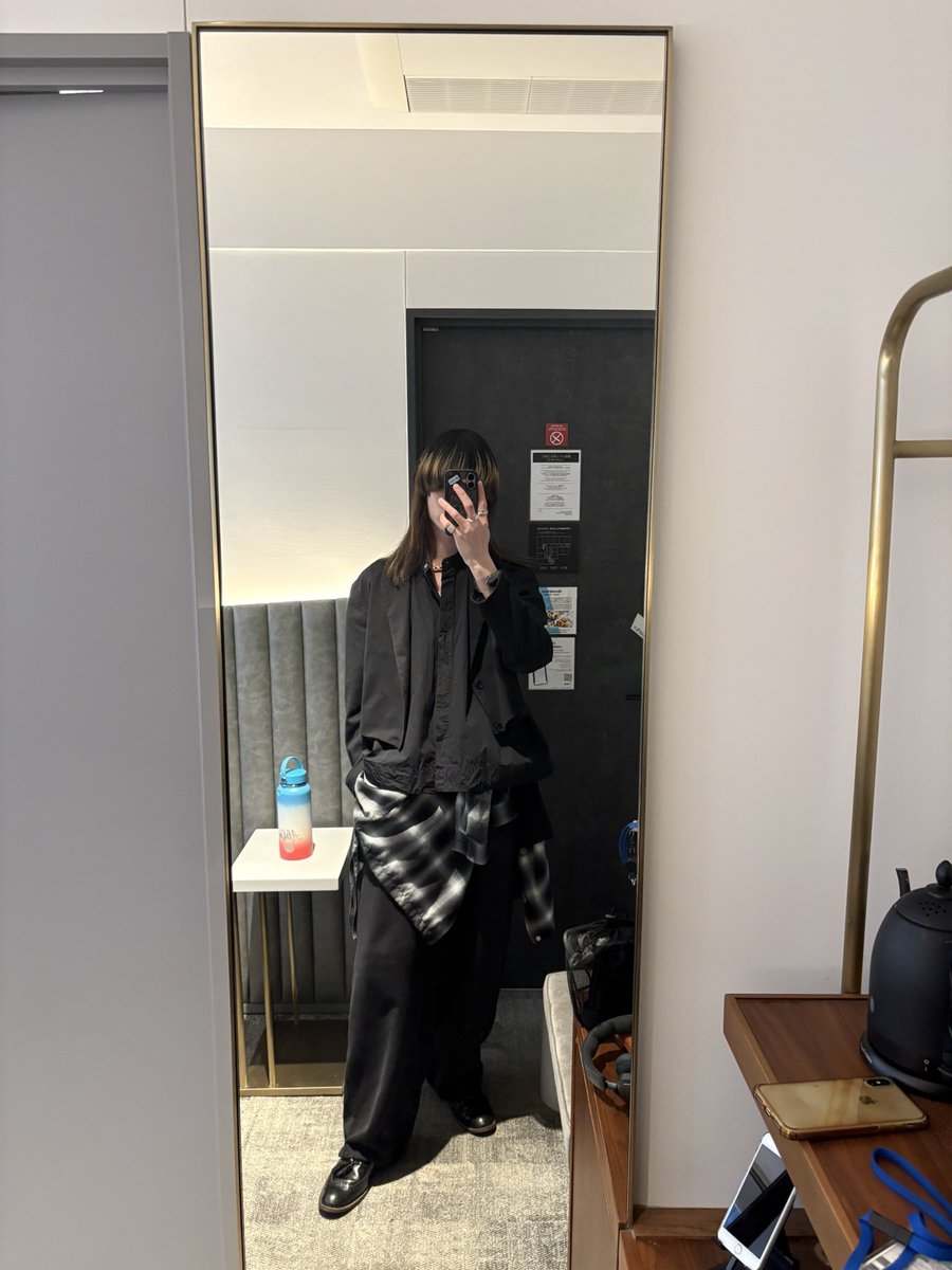 ˢᵘⁱ©︎ᵃ ᵛᵉ®︎ (@c50ir) on Twitter photo 