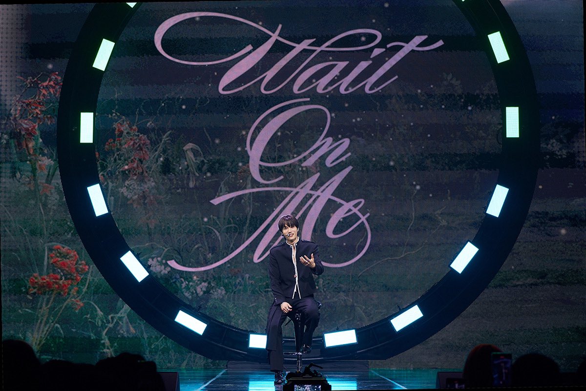 weareoneEXO's tweet photo. ‘핫 컴백’ 엑소 카이, ‘Wait On Me’ 앨범 발매 기념 쇼케이스 성황!
2년 만에 만난 엑소엘 앞 ‘눈물 글썽’...“이제 우리를 막을 수 있는 건 없다”
“‘카이 기다리길 잘했다’ 생각 드는 앨범이길, 말보다 행동으로 보여줄 것”

https://t.co/Slx3NqH9Jz

#KAI #카이 
#EXO #엑소 #weareoneEXO
#WaitOnMe #KAI_WaitOnMe