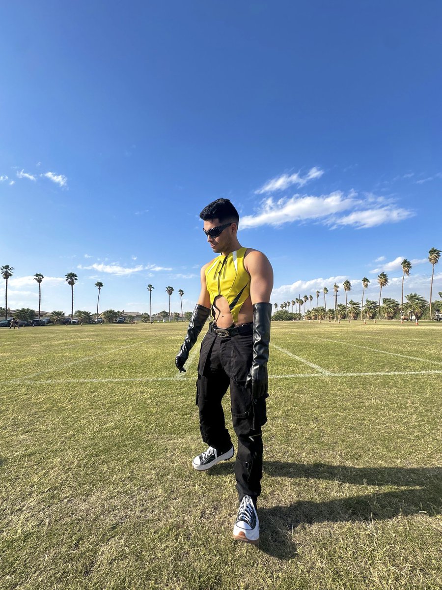 OnlyJonJon_'s tweet image. I want your love and I want your revenge

#GAGACHELLA #Day1