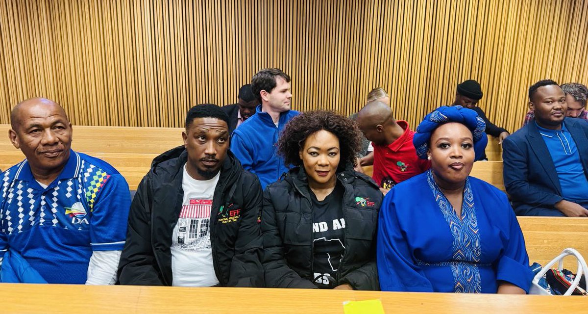EFFSouthAfrica's tweet photo. ♦️In pictures♦️

EFF Treasurer General, Commissar Omphile Maotwe, alongside Western Cape Convener  Commissar Rebecca Mathibe and provincial leadership at the High Court to challenge the adoption of the 2025 Fiscal Framework and Revenue Proposals, which will lead to a VAT hike.

-The adoption of the Fiscal Framework and Revenue proposal is unlawful and we are contesting it.