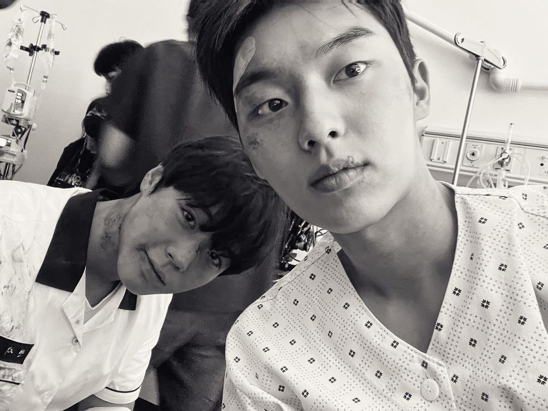 orbtingyou's tweet photo. NO FUCKING WAAAAYYYYYY hyunwook archived shse photos on his instagram😭💔💔💔 https://t.co/Hp9QZRliLM