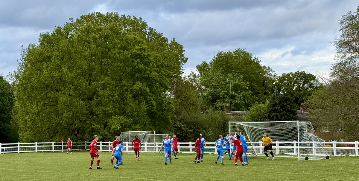 Lee Vaughan ๐๐งก๐ด๓ ง๓ ข๓ ฅ๓ ฎ๓ ง๓ ฟ (@bowbrookshrew) on Twitter photo โฆ..and just like that, weโre up and running for the next milestone !๐คฃ๐คฃ Yesterdays third game was in the <a href="/ThamesValleyPL/">Thames Valley PL</a> and the match between <a href="/AfcWinkfield/">AFC Winkfield</a> & <a href="/Maidenhead_Town/">Maidenhead Town FC</a> played at <a href="/vwfcofficial/">Virginia Water FC</a> FT 1-1 #Groundhopping โฆ..and just like that, weโre up and running for the next milestone !๐คฃ๐คฃ Yesterdays third game was in the <a href="/ThamesValleyPL/">Thames Valley PL</a> and the match between <a href="/AfcWinkfield/">AFC Winkfield</a> & <a href="/Maidenhead_Town/">Maidenhead Town FC</a> played at <a href="/vwfcofficial/">Virginia Water FC</a> FT 1-1 #Groundhopping