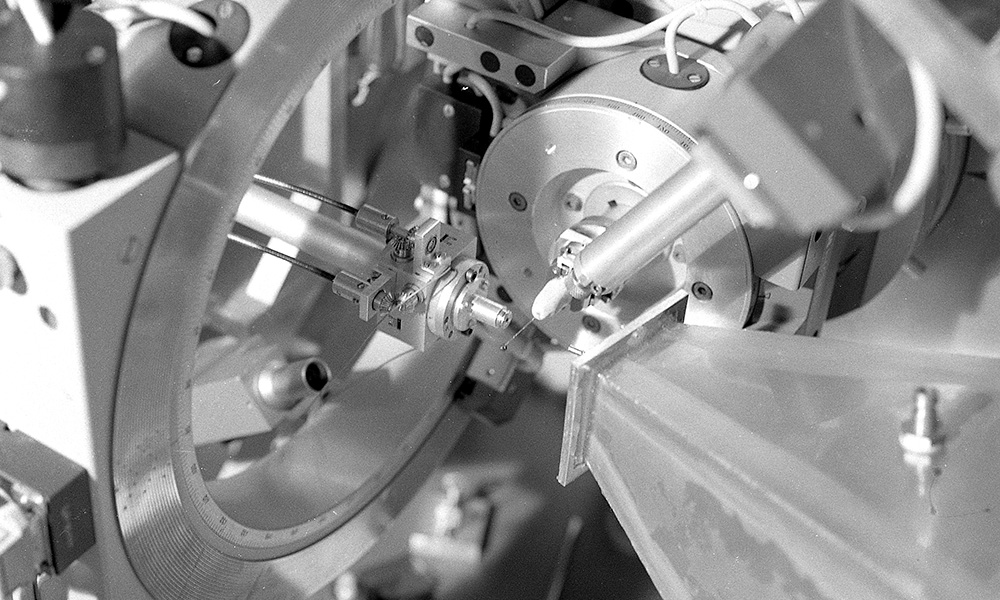 Yesterday marked 50 years since @EMBL and @DESY signed the agreement that established the EMBL outstation in Hamburg.

🎂 Join us throughout this anniversary year as we look back at our journey and celebrate the future ahead!

embl.org/sites/hamburg/…
