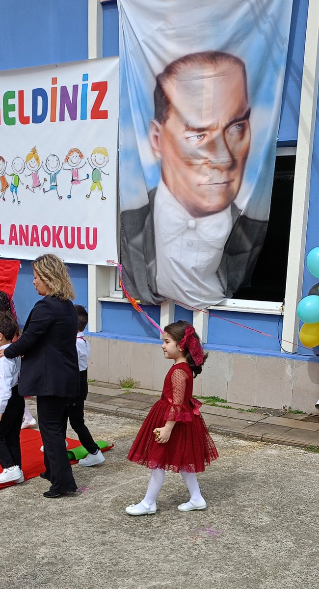 Minik Rabia Nazımızdan bugün 
23 Nisan için