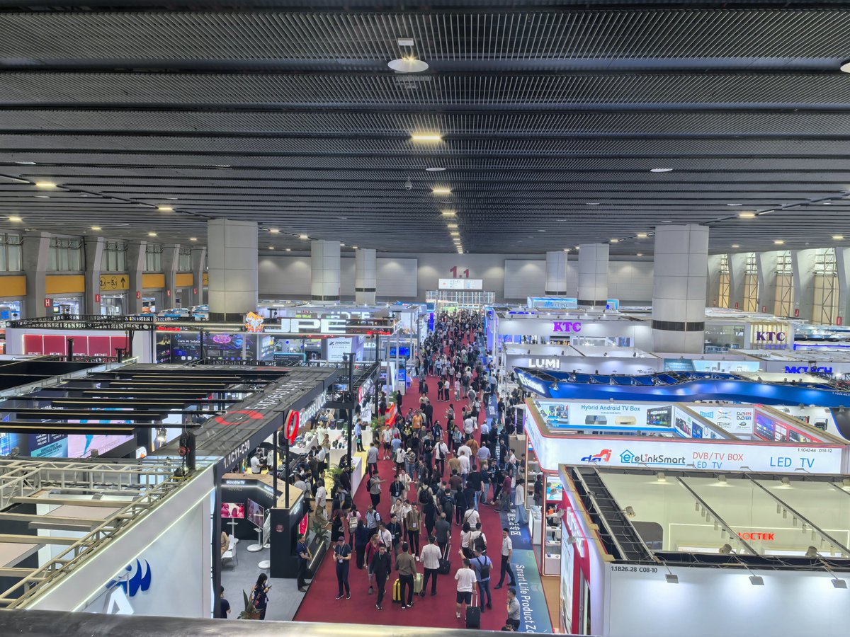 Logrus_IT's tweet image. 📷 Representatives of Logrus IT attended the 137th Canton Fair, China’s largest international trade exhibition.
#LogrusIT #CantonFair